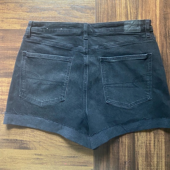 American Eagle Black Stretch Shorts - Picture 6 of 6